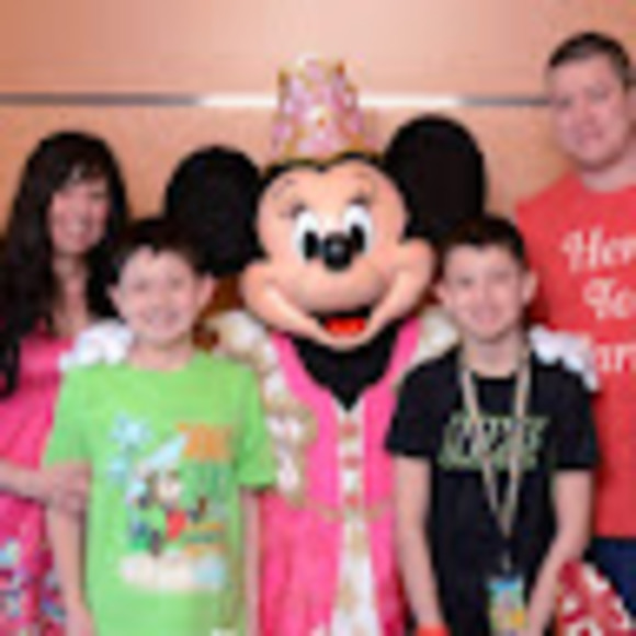 Meet your Posher, Debra - Picture 1 of 1